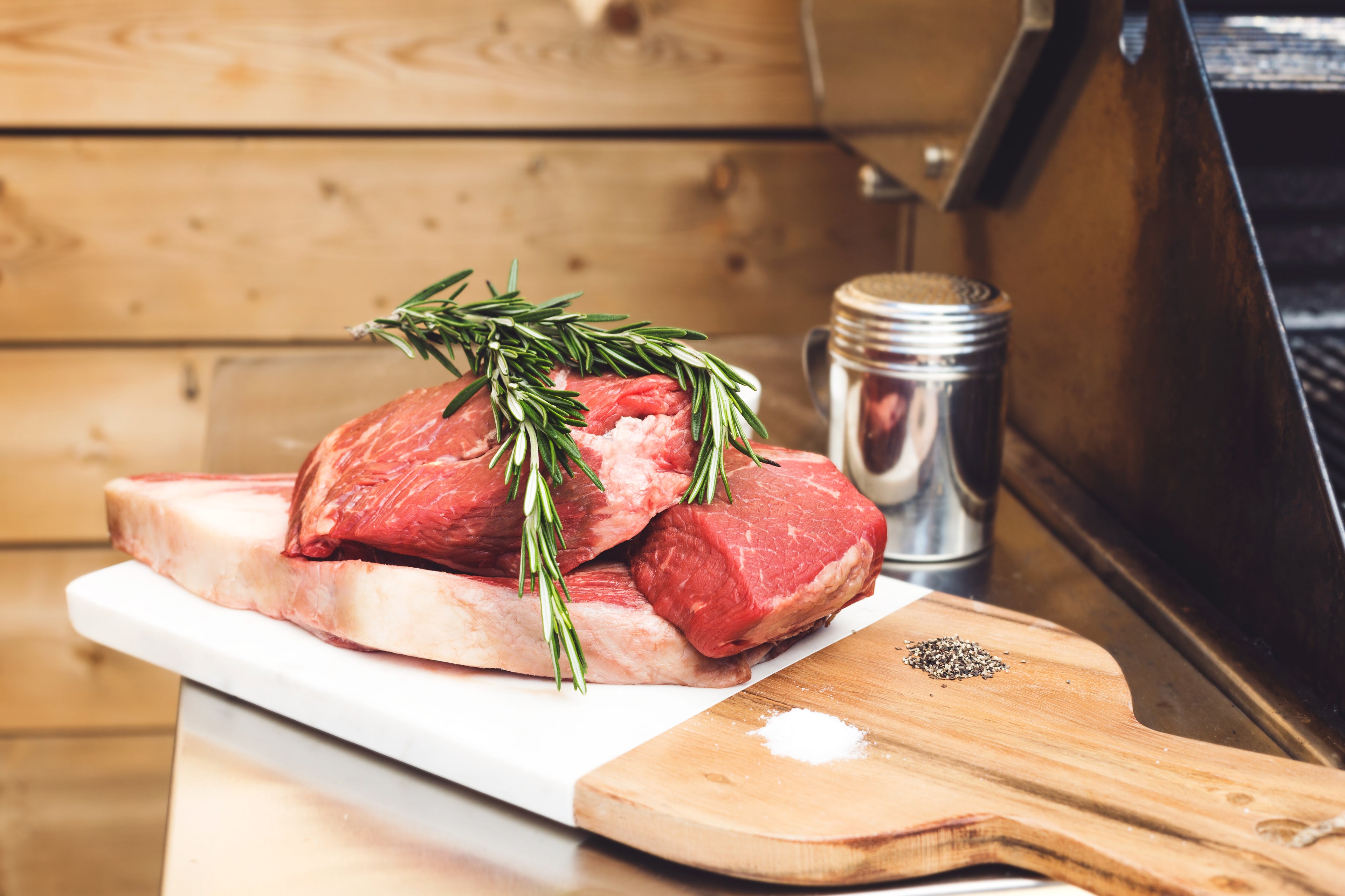 files/preparing-meat-to-grill.jpg